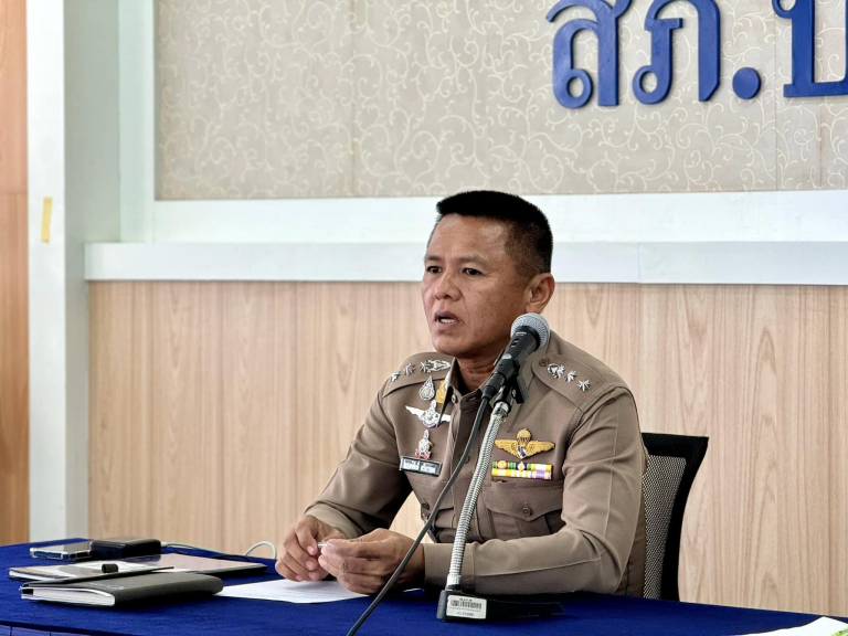 พ.ต.อ.ณรงค์ศักดิ์ ศรีนารอด ผกก.สภ.บางม่วง ได้เรียกข้าราชการตำรวจ สภ.บางม่วง ทุกนาย เข้าร่วมประชุมบริหารประจำเดือน ก.พ.67 ของ สภ.บางม่วง