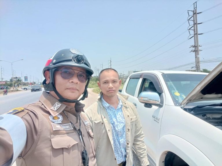 งานจราจร ให้ความช่วยเหลือประชาชน