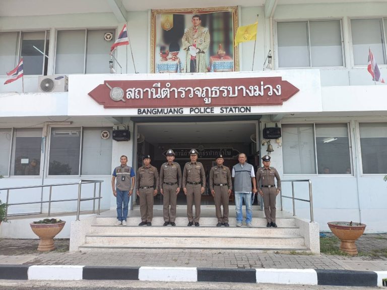 พ.ต.อ.โกมินทร์ สิงห์ขาว รอง ผบก.ภ.จว.นครสวรรค์ ได้มาตรวจเยี่ยม สภ.บางม่วง