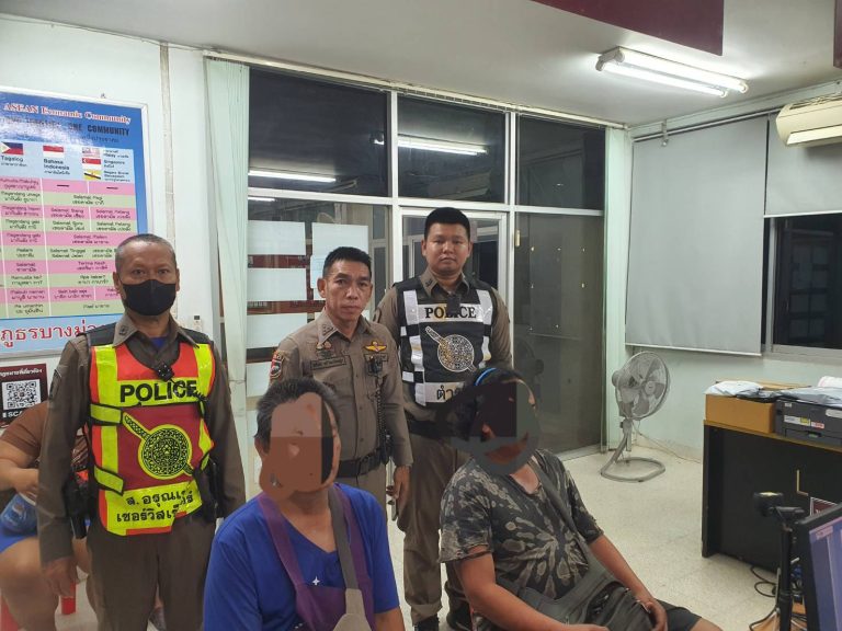 ร.ต.อ.วสันต์ อภิวัฒน์เจษฎา(ร้อยเวร 2-0) พร้อม เจ้าหน้าที่ตำรวจชุดตั้งด่านหน้าบ้านมะเกลือ จับกุมผู้ต้องหา 2 ราย